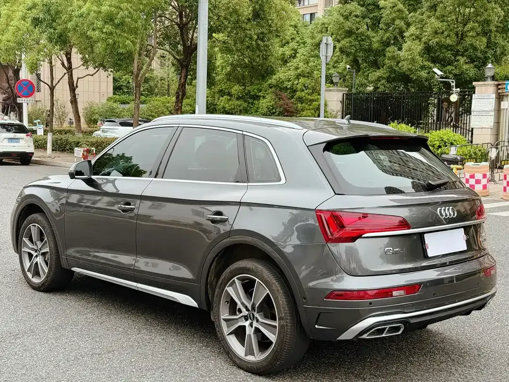 Audi Q5L 2022 из CN, фото 8