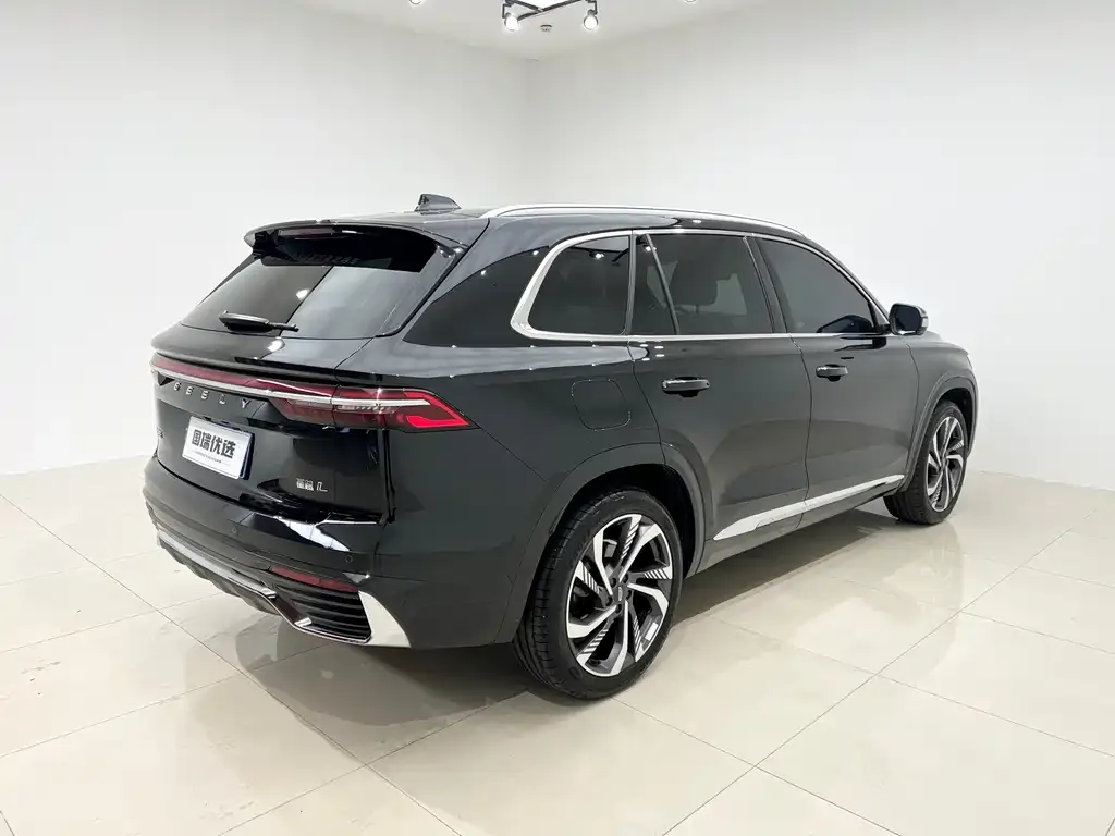 Geely Xingyue L — фото 3