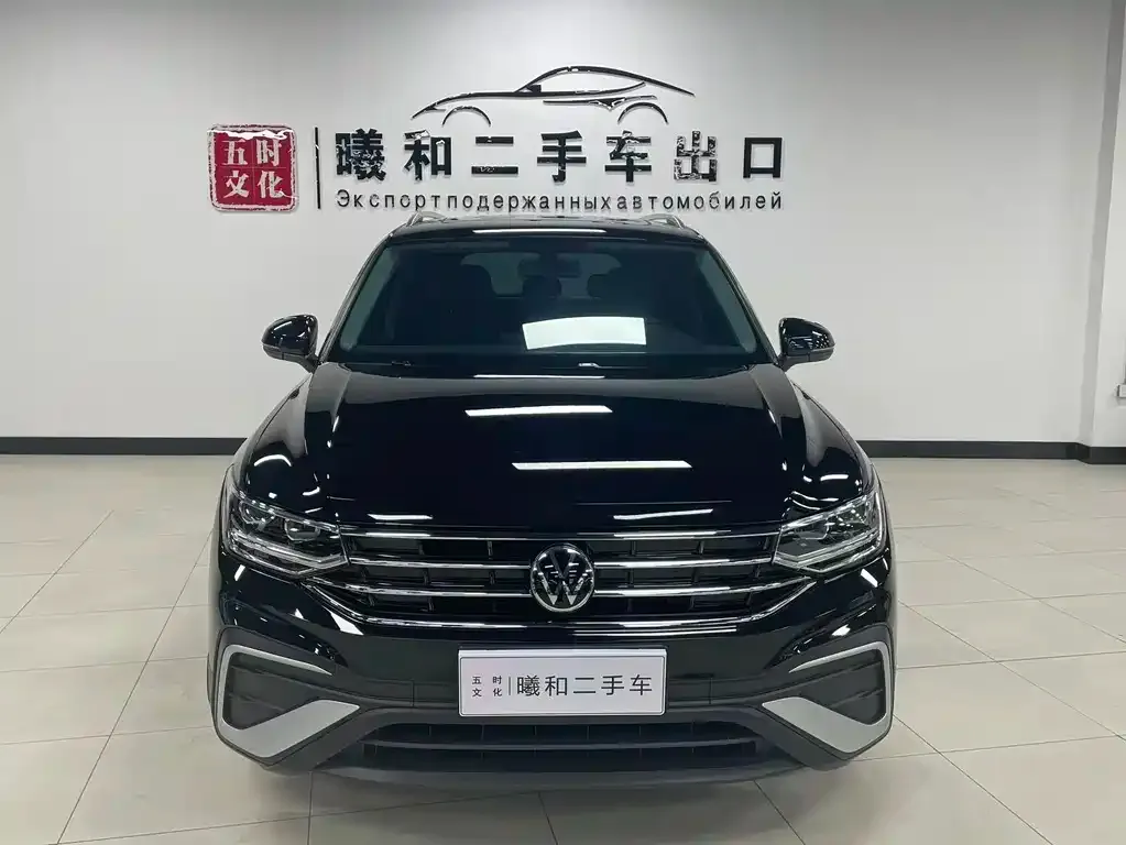 Volkswagen Tiguan L — фото 3