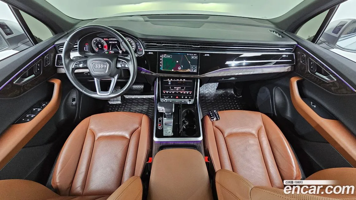 Audi Q7 2021 из KR, фото 8
