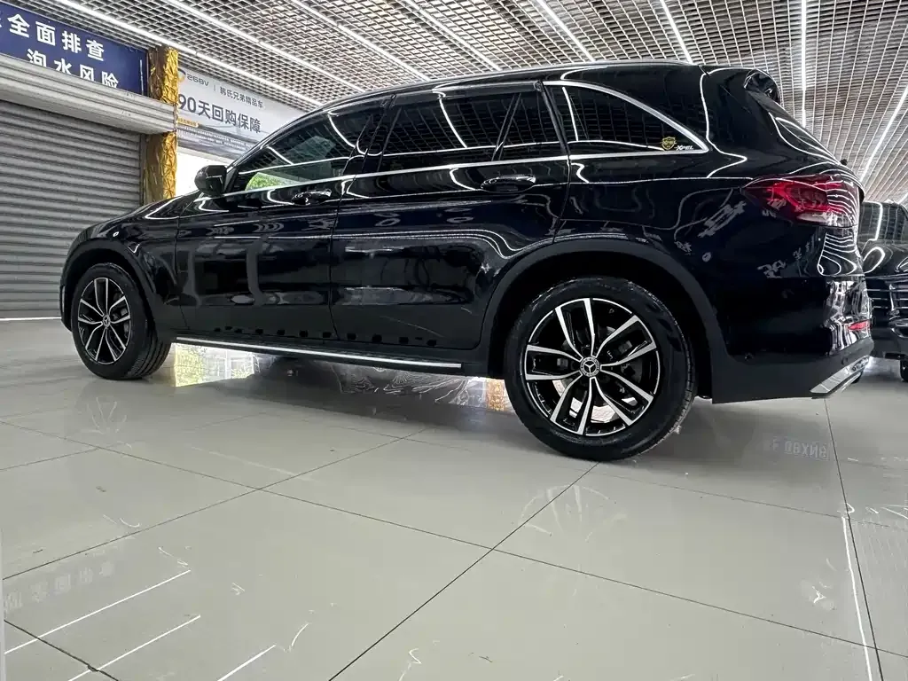 Mercedes-Benz GLC — фото 7
