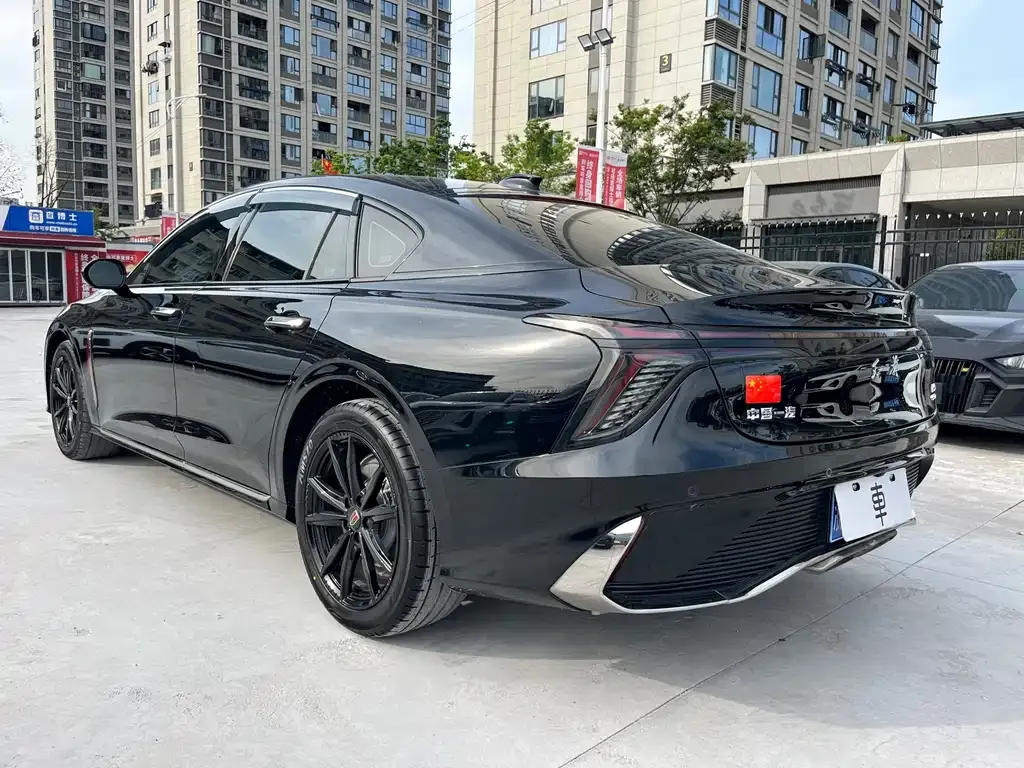 Hongqi H6 — фото 10