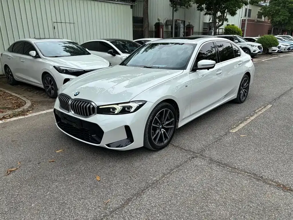 BMW 3 Series — фото 1