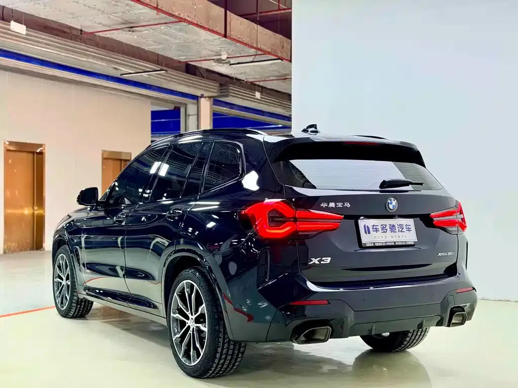BMW X3 — фото 9