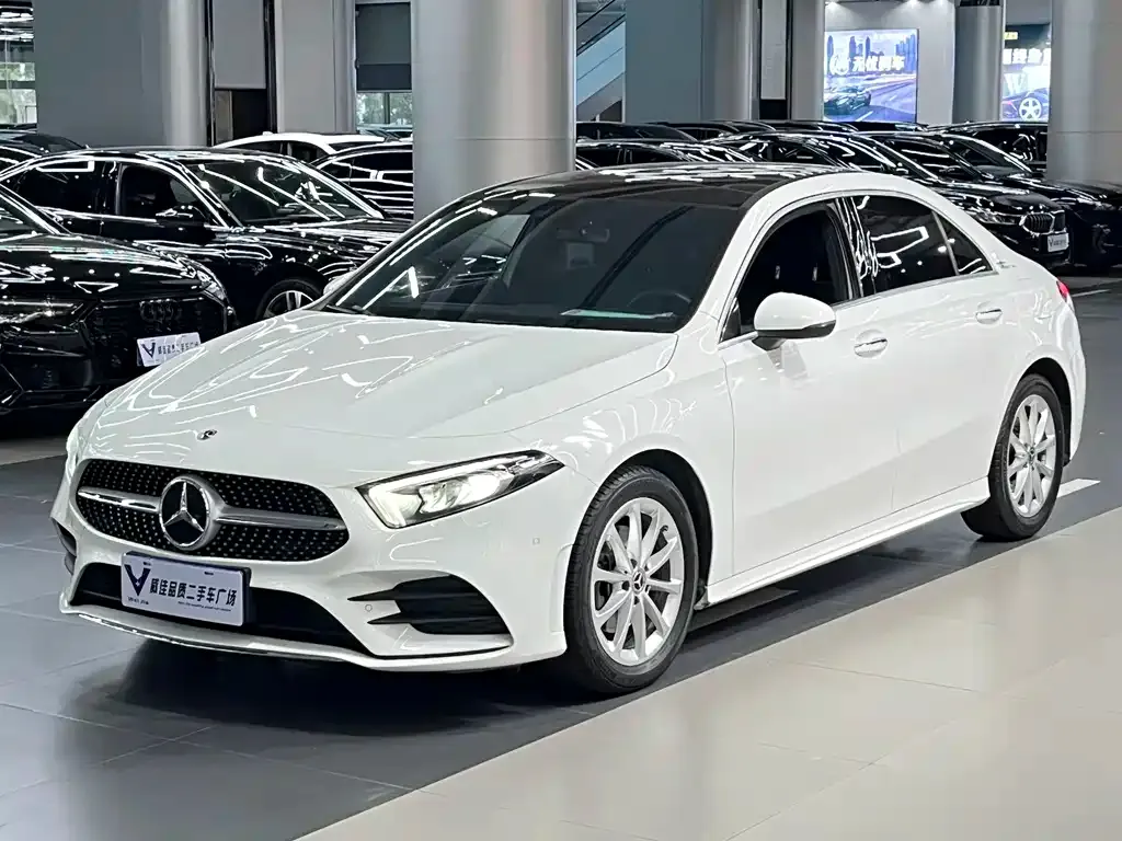 Mercedes-Benz A-Class — фото 1