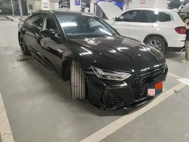 Audi A7L 2023 из CN, фото 5