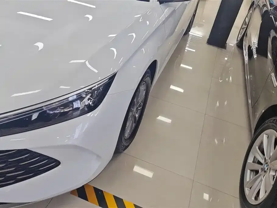 BYD Qin L — фото 10