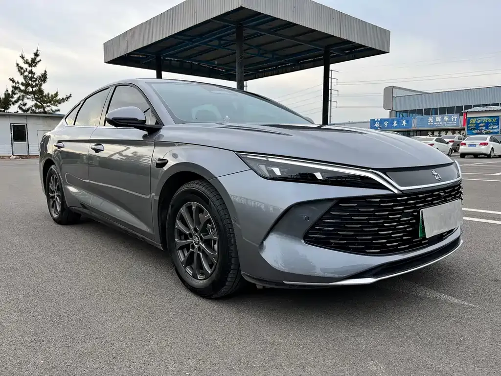 BYD Qin L — фото 9
