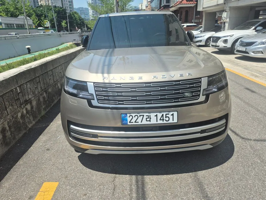 Land Rover Range Rover 2025 из KR, фото 3