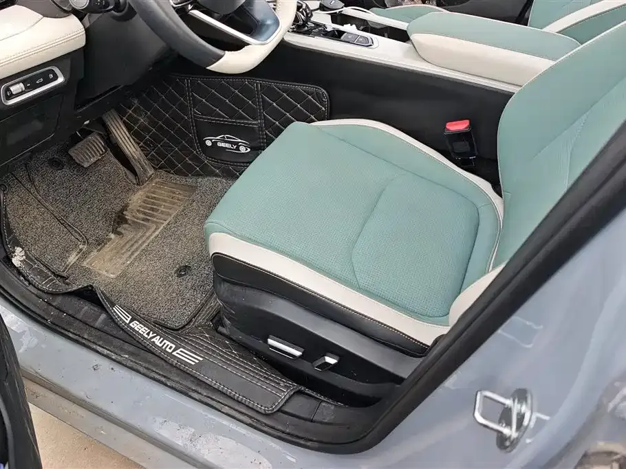 Geely L HiP 2022 из CN, фото 9