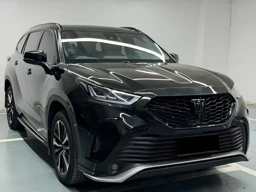Toyota Crown Kluger 2024 из CN, фото 3