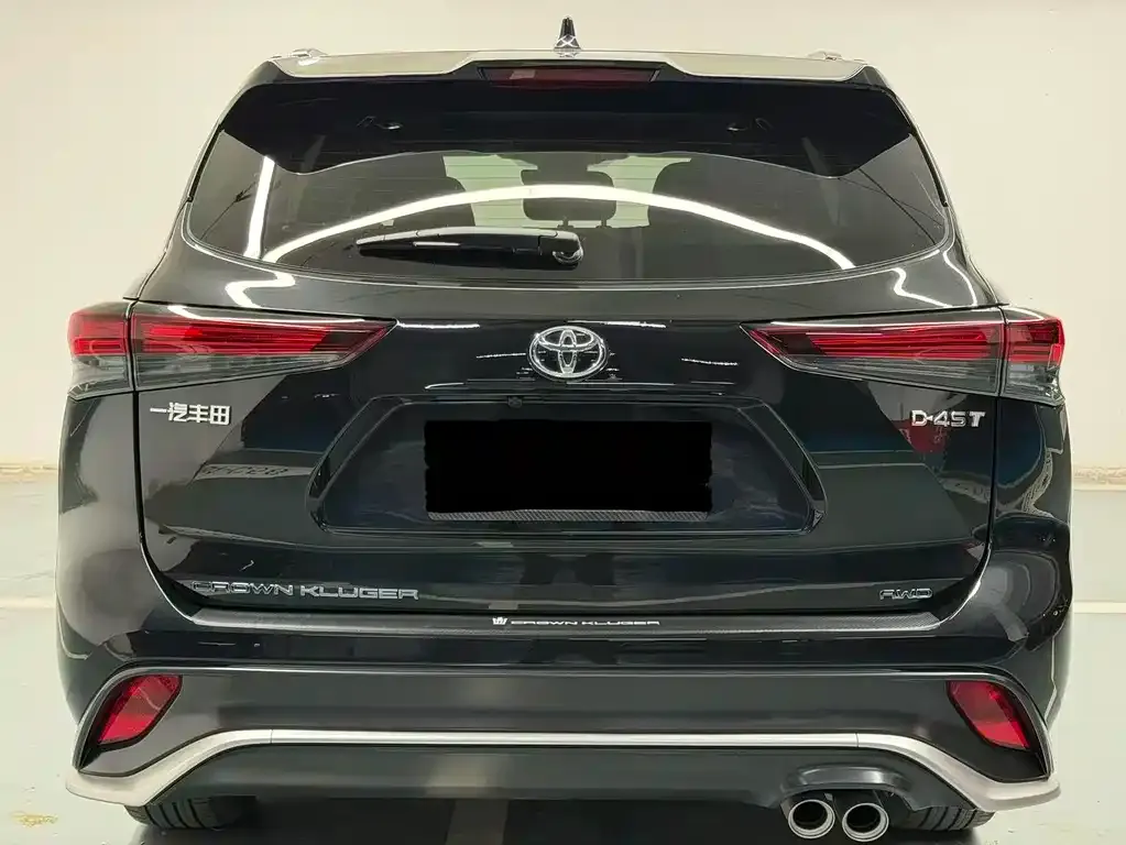 Toyota Crown Kluger 2024 из CN, фото 8