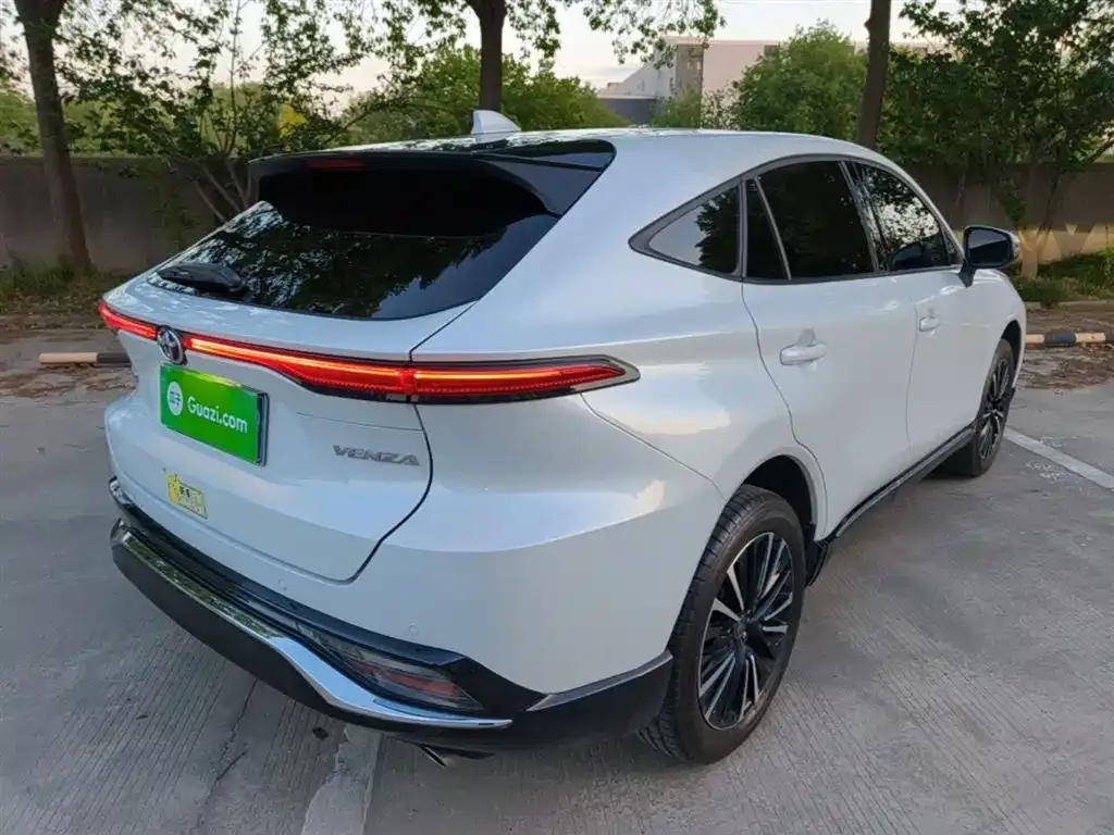 Toyota Venza 2022 из CN, фото 10