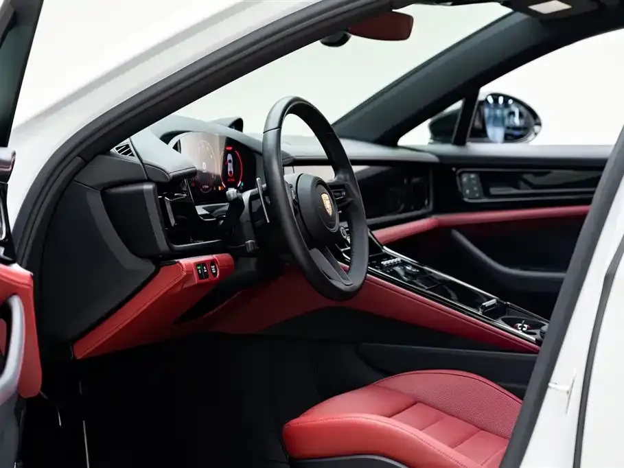 Porsche Panamera — фото 10
