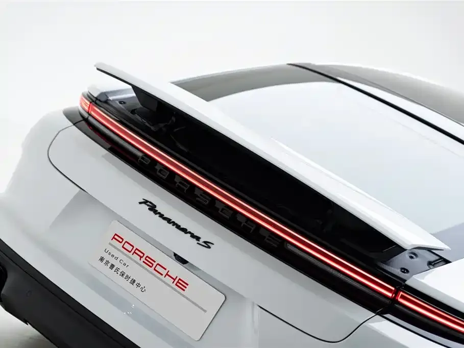 Porsche Panamera — фото 5
