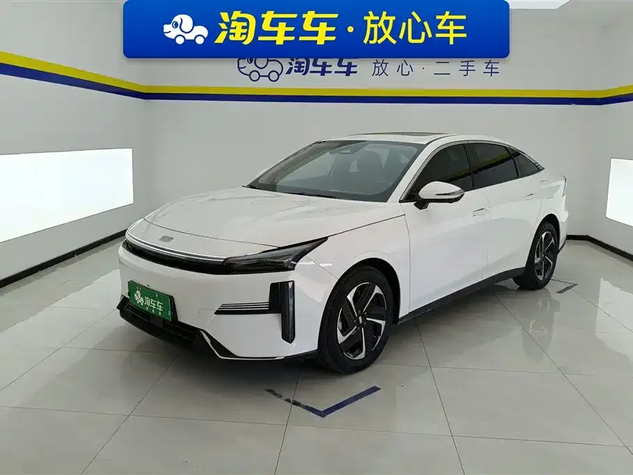 Geely Galaxy L6