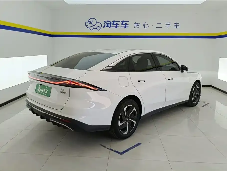 Geely Galaxy L6 2024 из CN, фото 2