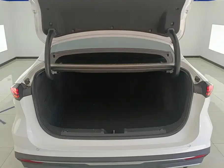 Geely Galaxy L6 2024 из CN, фото 8
