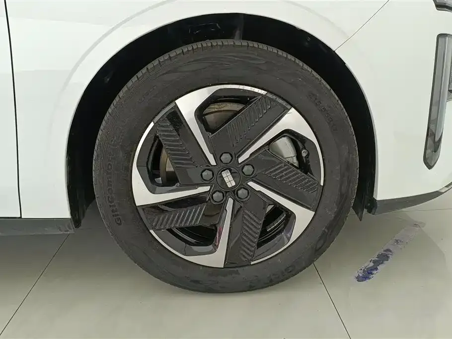 Geely Galaxy L6 2024 из CN, фото 9