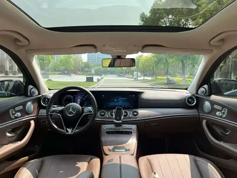 Mercedes-Benz E-Class 2021 из CN, фото 2