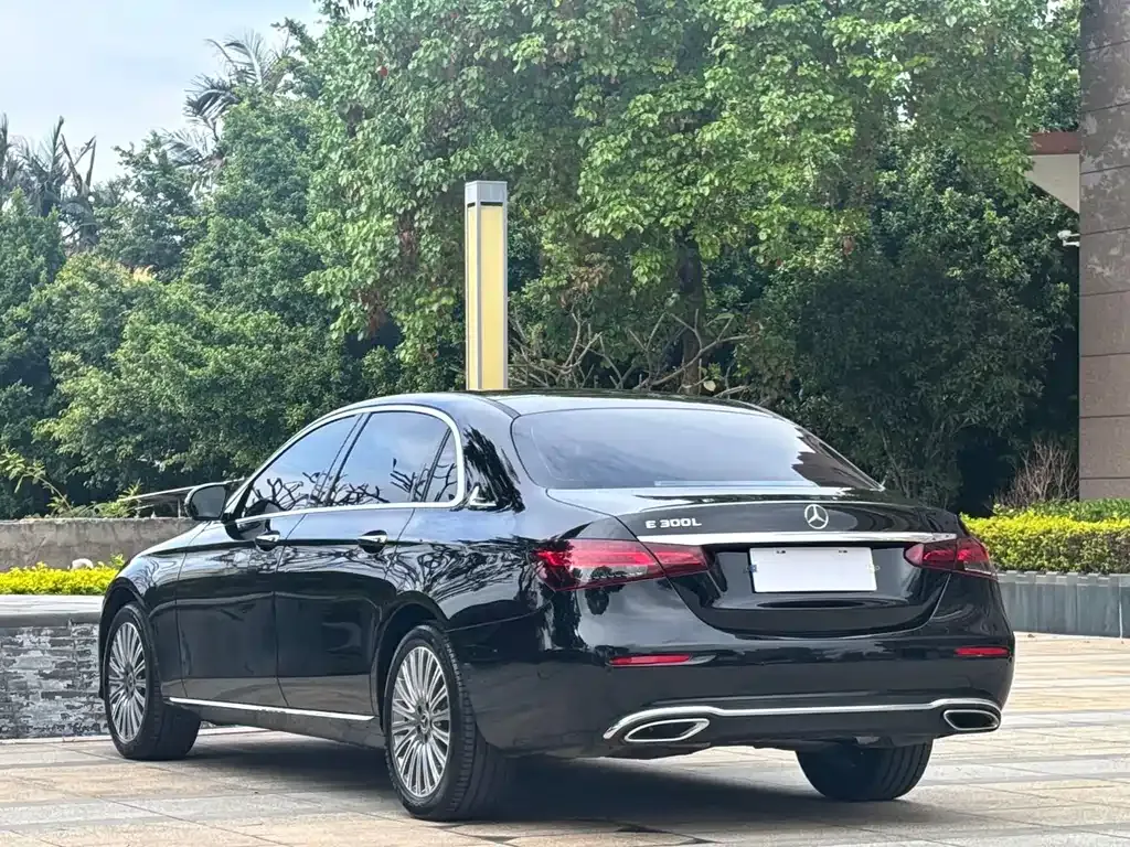 Mercedes-Benz E-Class 2021 из CN, фото 7
