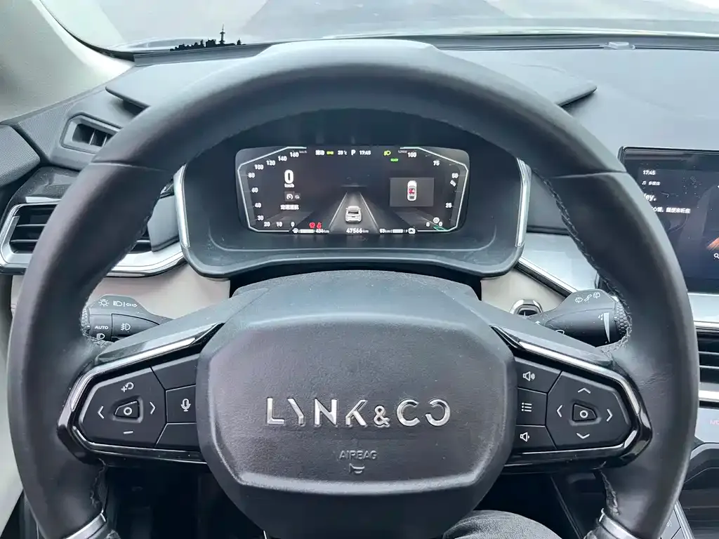 Lynk & Co 06 EM-P 2022 из CN, фото 3