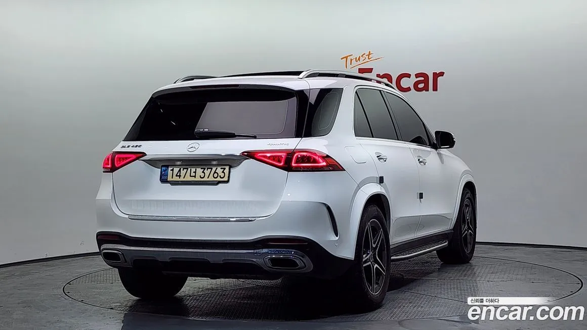 Mercedes-Benz GLE-Class — фото 8