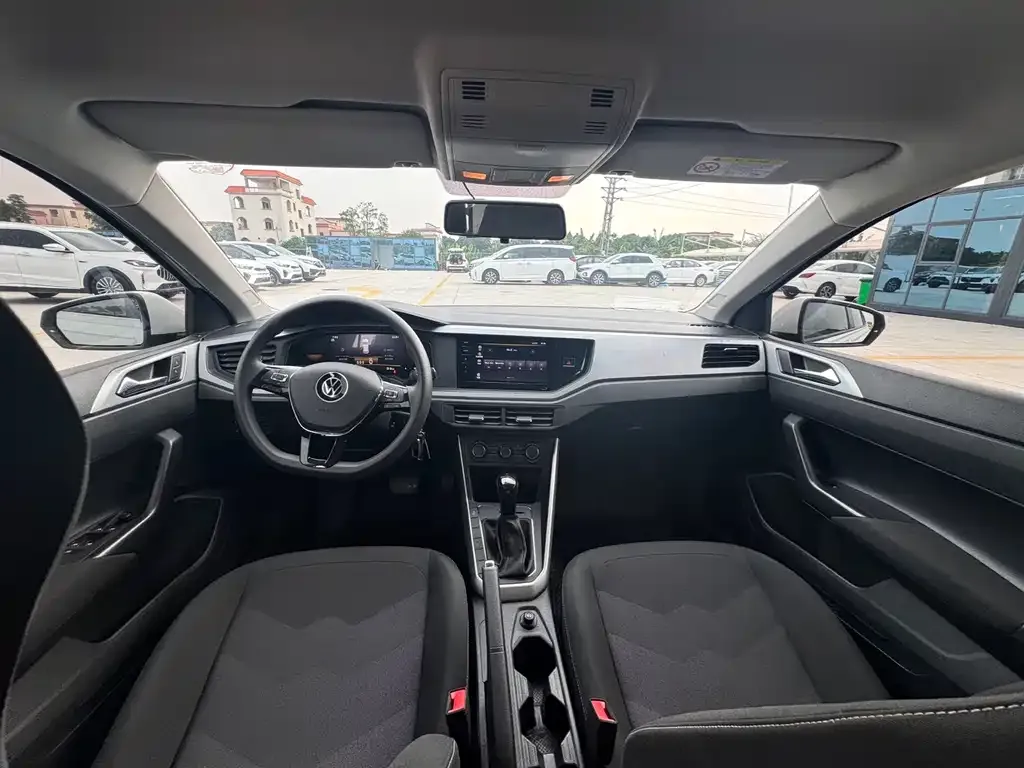 Volkswagen Polo 2023 из CN, фото 8