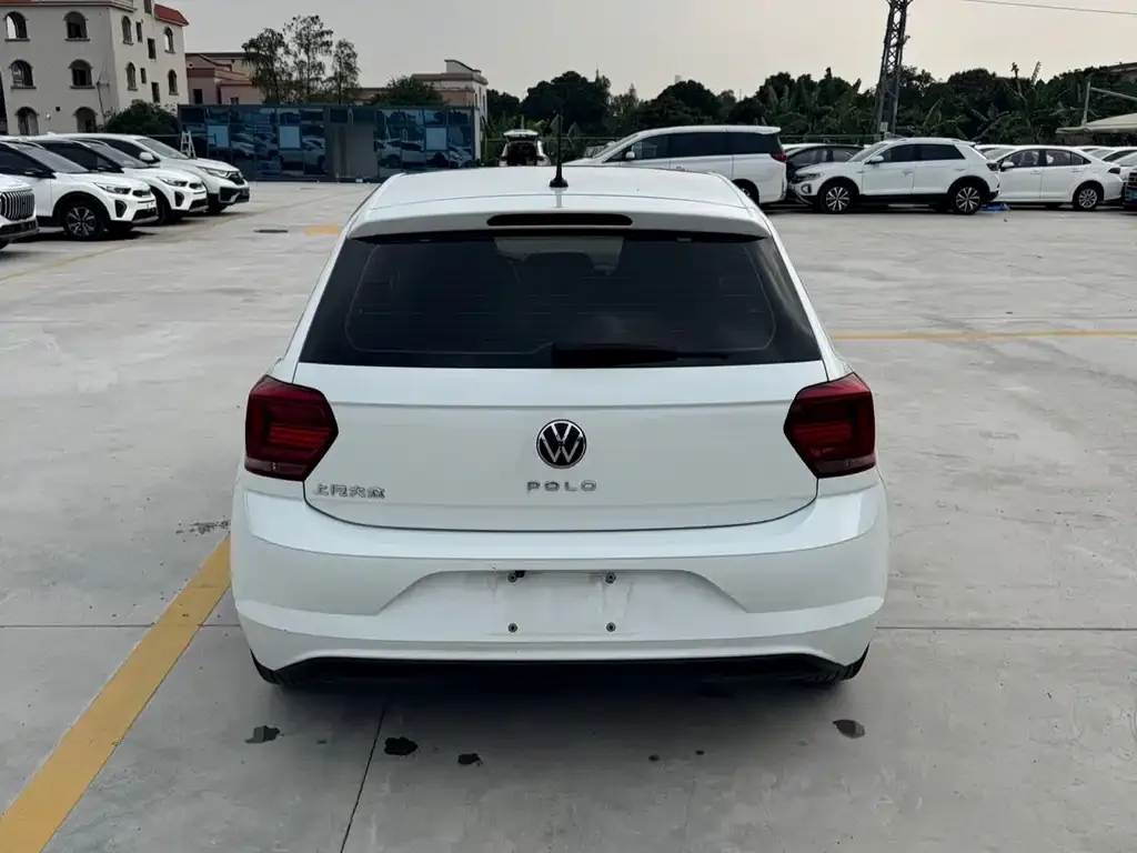 Volkswagen Polo 2023 из CN, фото 4