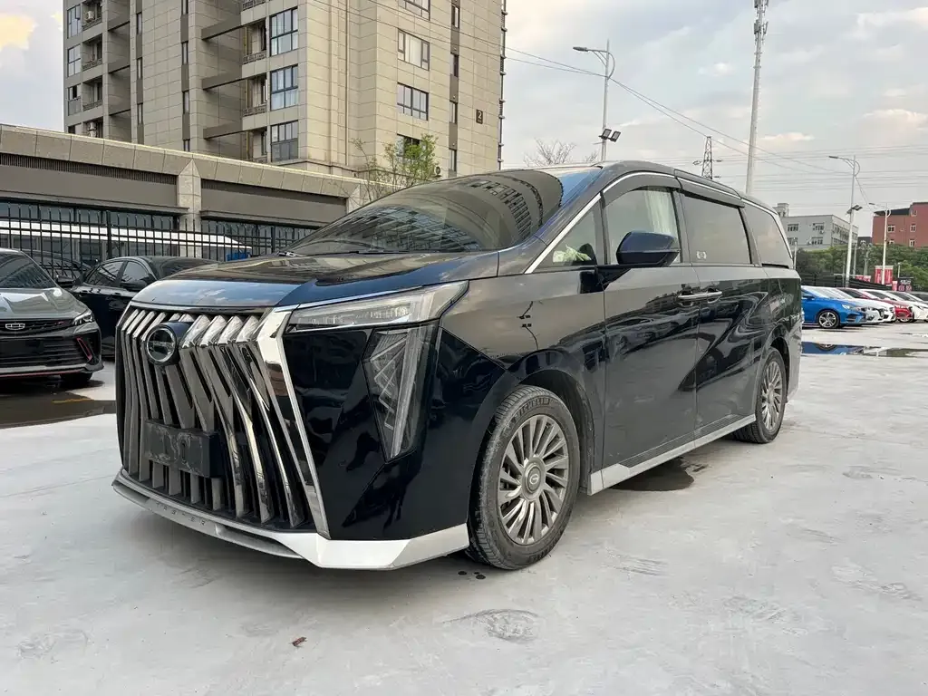 GAC Motor Trumpchi M8 — фото 1