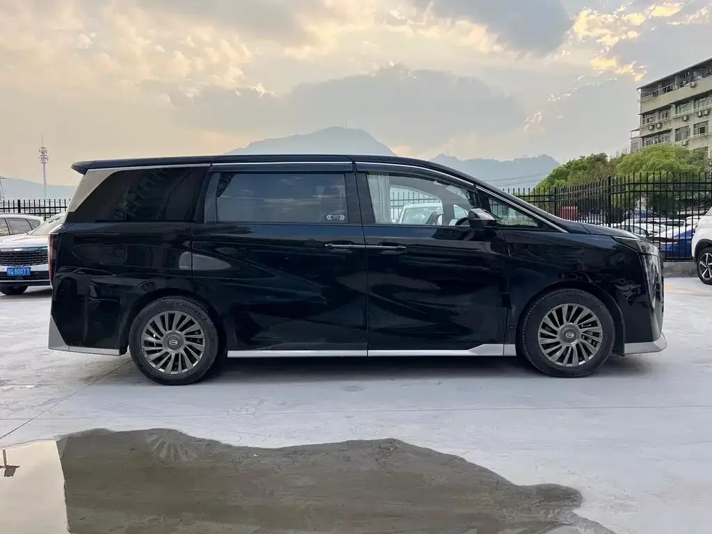 GAC Motor Trumpchi M8 — фото 8