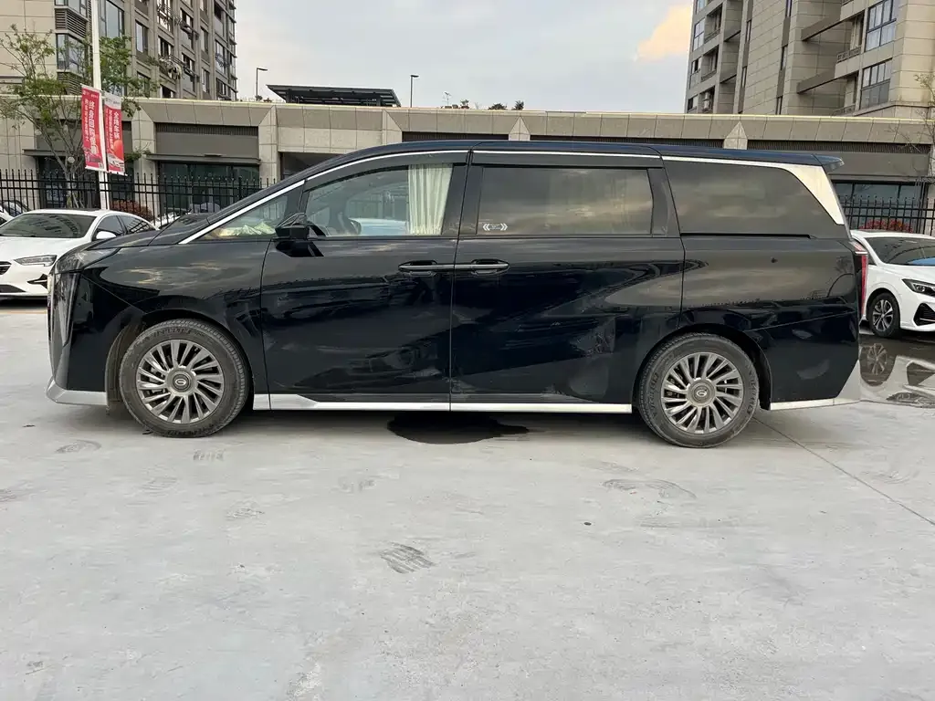 GAC Motor Trumpchi M8 — фото 3