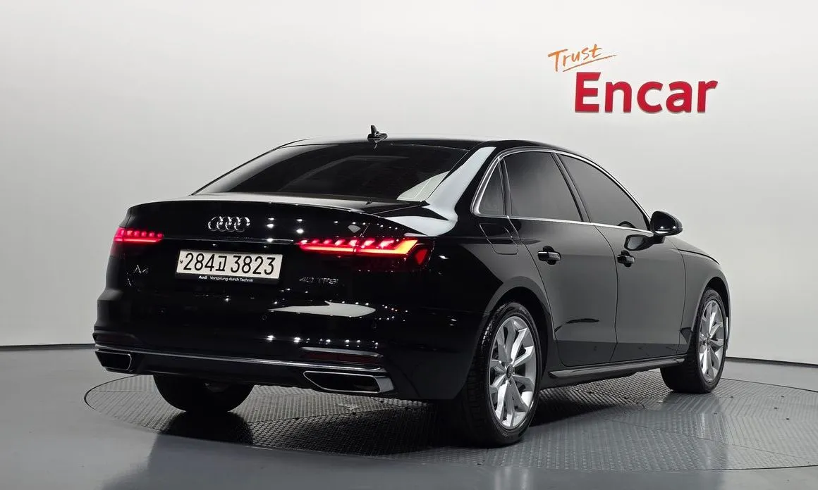 Audi A4 2023 из KR, фото 10