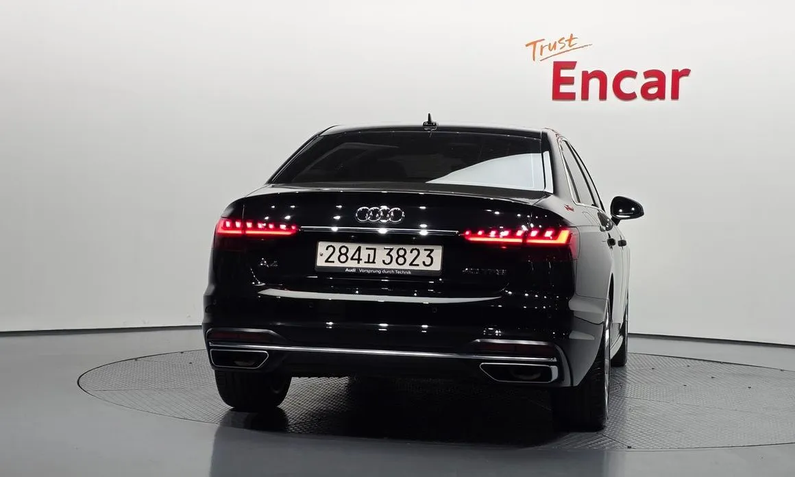 Audi A4 2023 из KR, фото 9