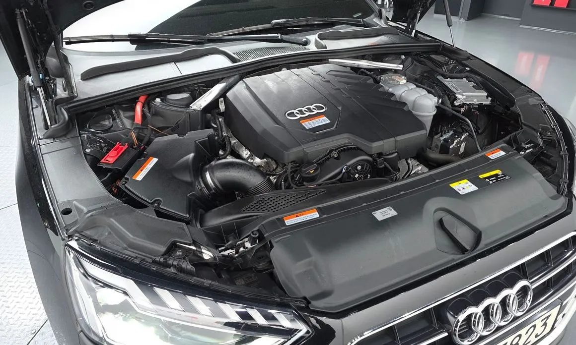Audi A4 2023 из KR, фото 7