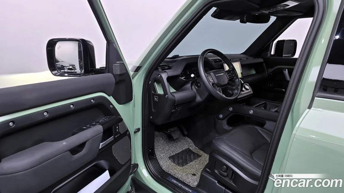 Land Rover Defender 2023 из KR, фото 9