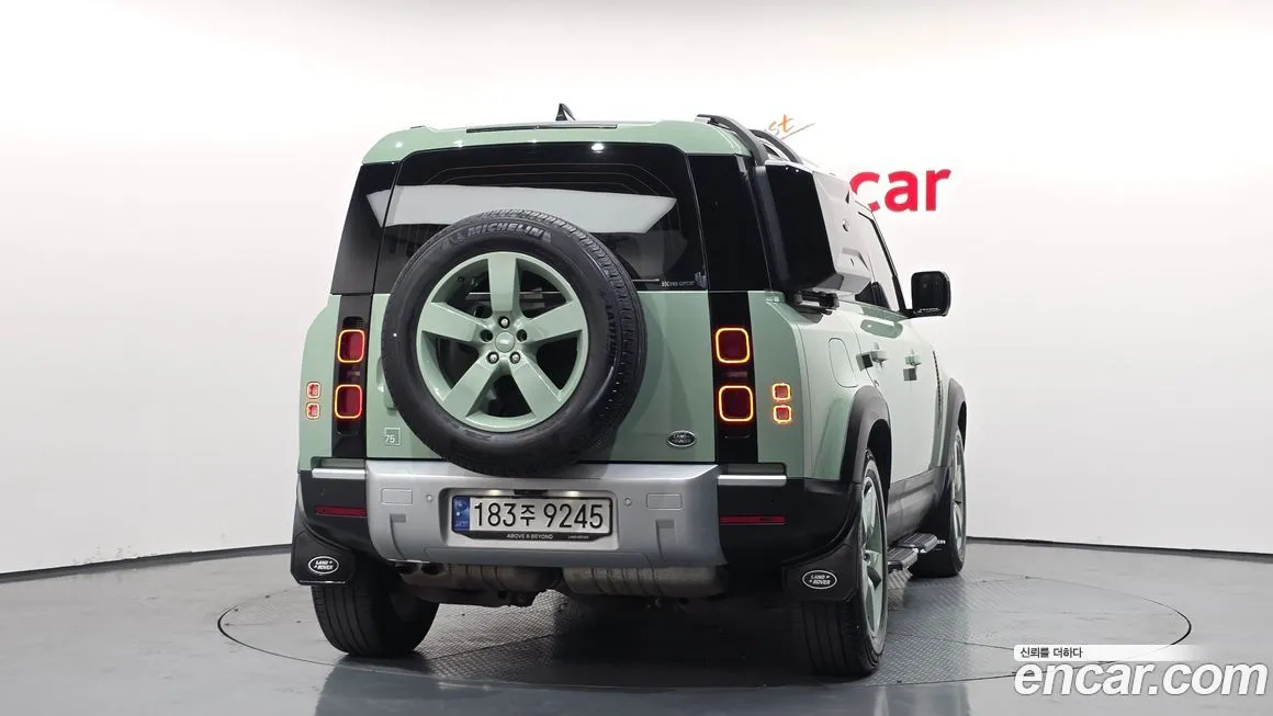 Land Rover Defender 2023 из KR, фото 6