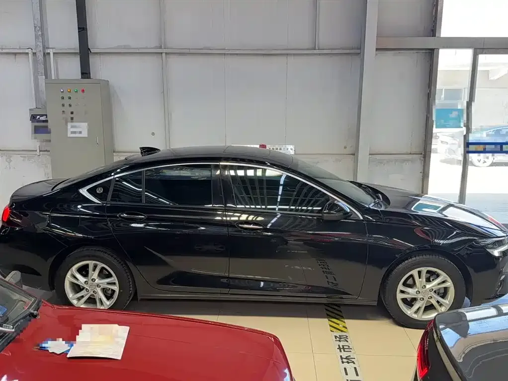 Buick Regal — фото 2