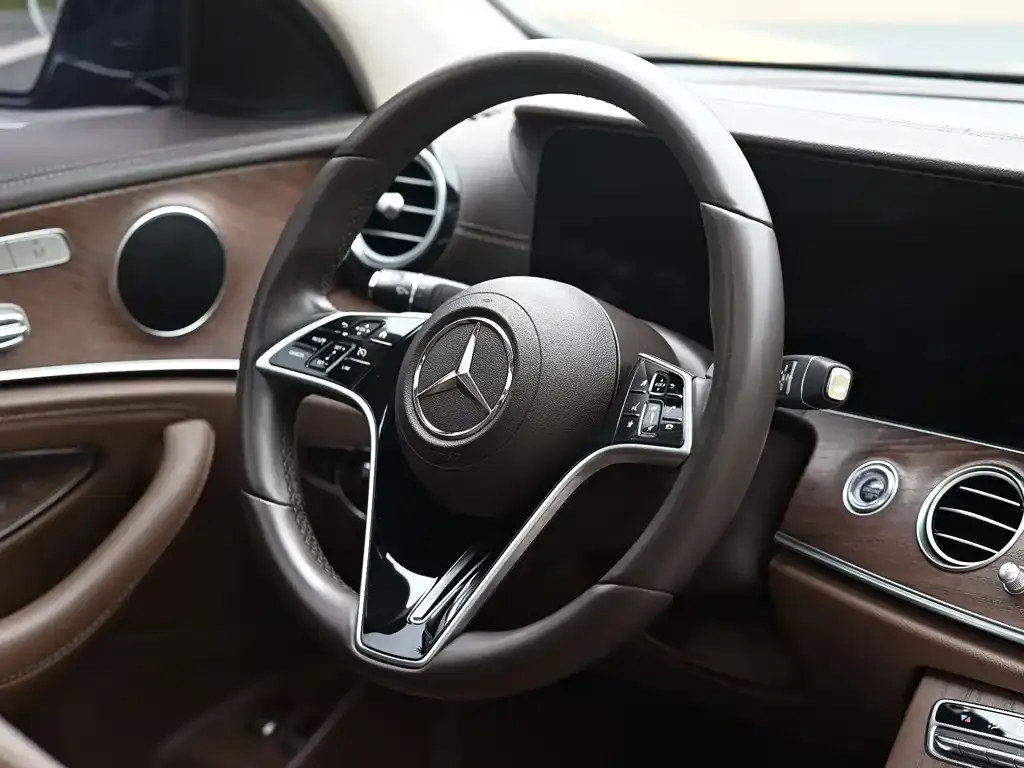 Mercedes-Benz E-Class New Energy 2022 из CN, фото 4