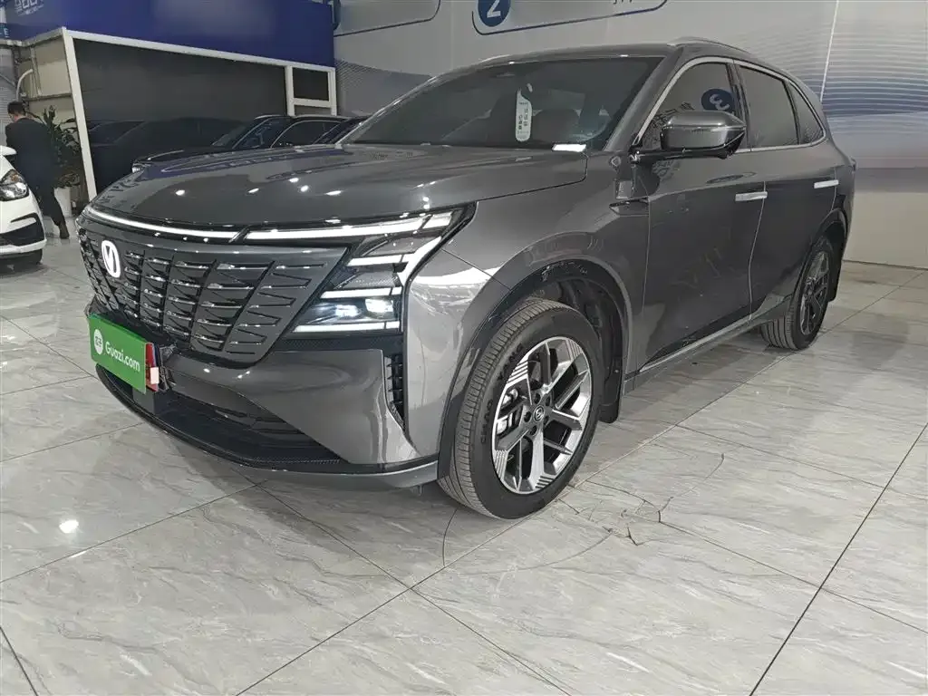 Changan CS75PLUS — фото 9