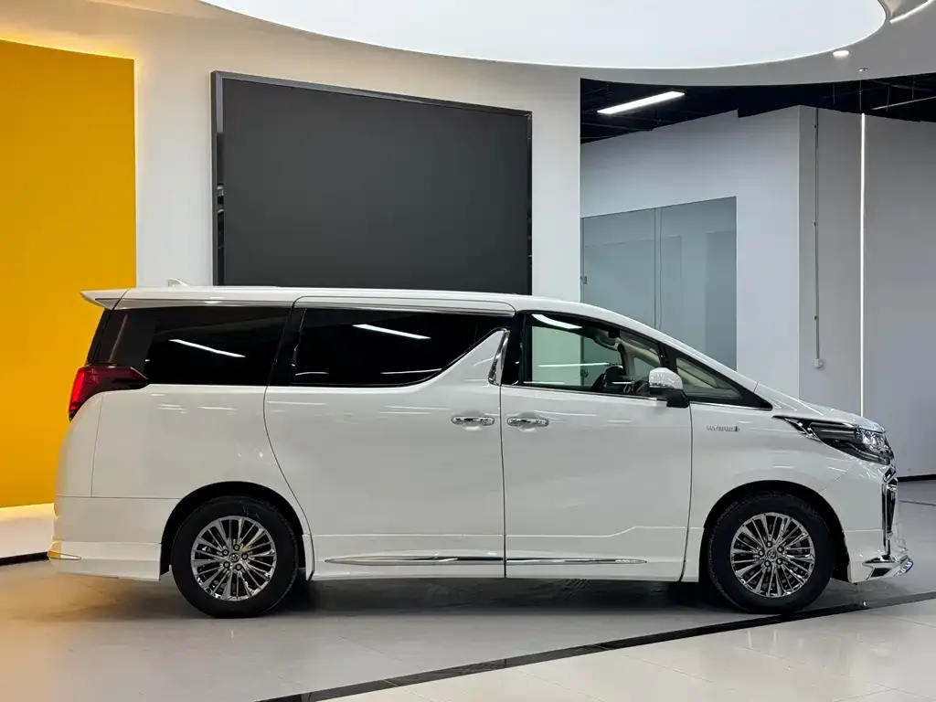 Toyota Alphard 2021 из CN, фото 8