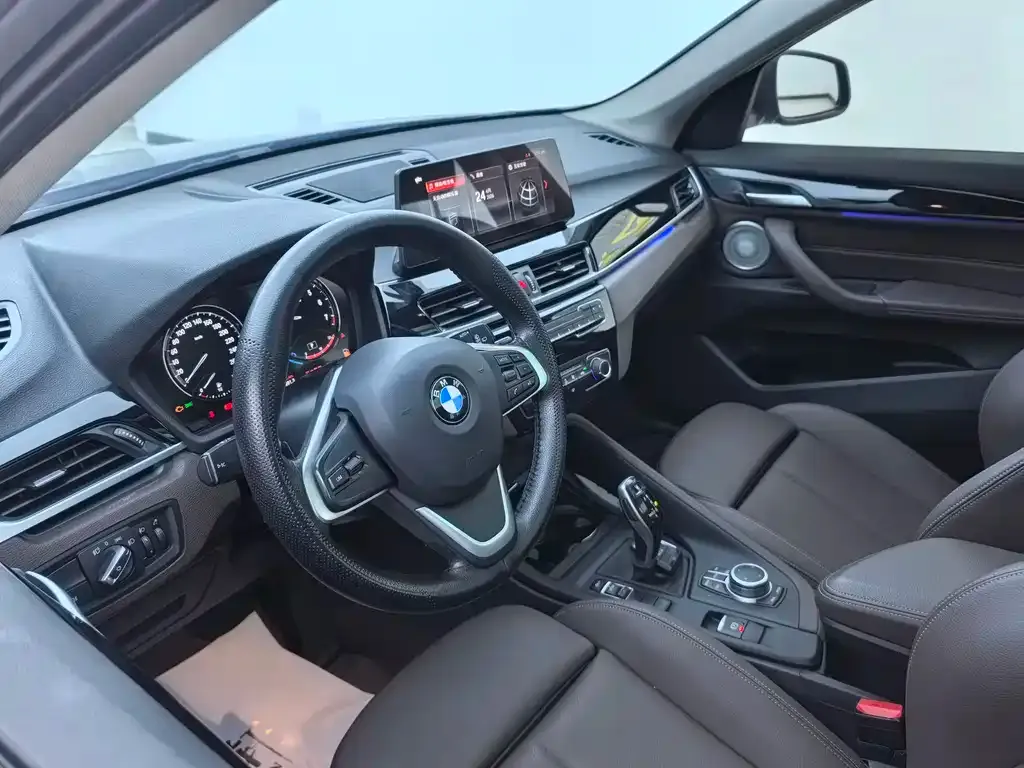 BMW X1 2021 из CN, фото 3
