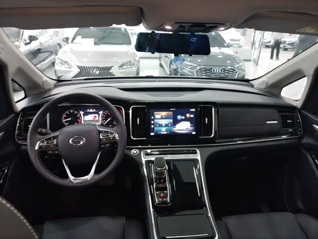 GAC Motor Trumpchi M8 — фото 9