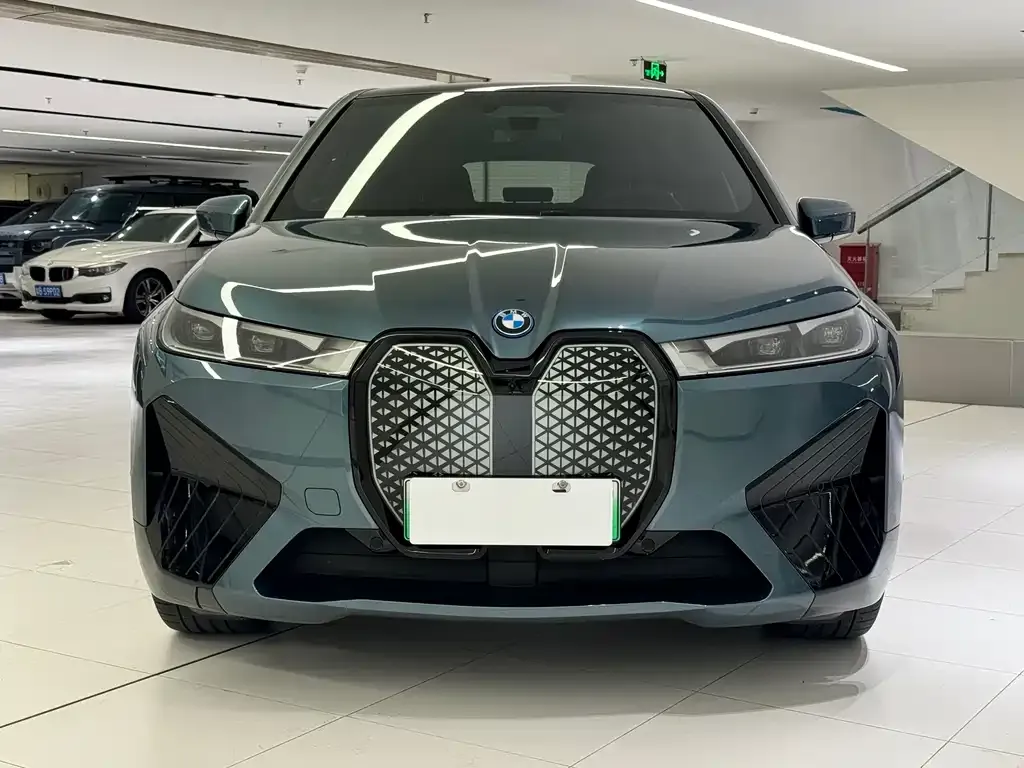 BMW iX 2025 из CN, фото 5
