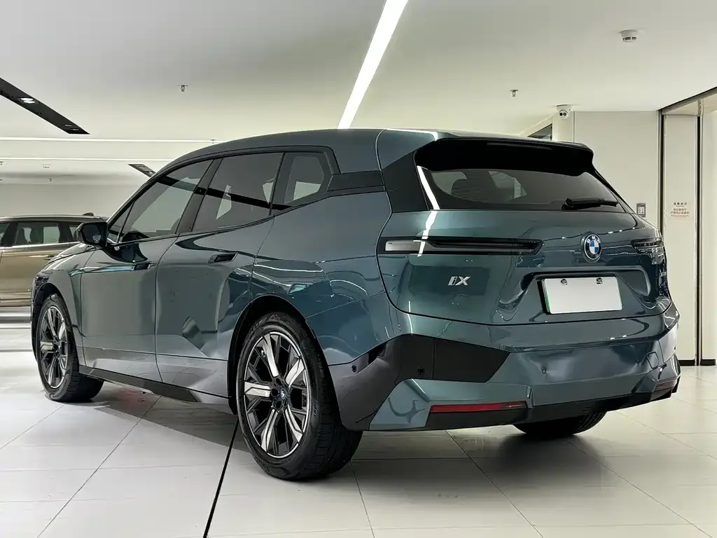 BMW iX 2025 из CN, фото 2