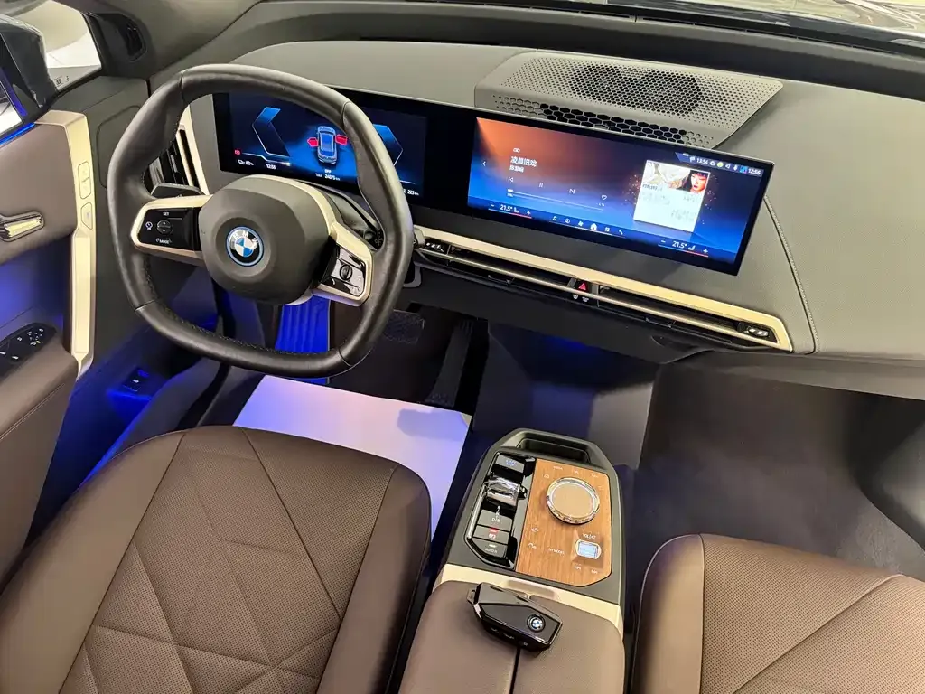 BMW iX 2025 из CN, фото 9
