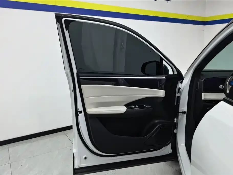 Geely Galaxy L7 — фото 4