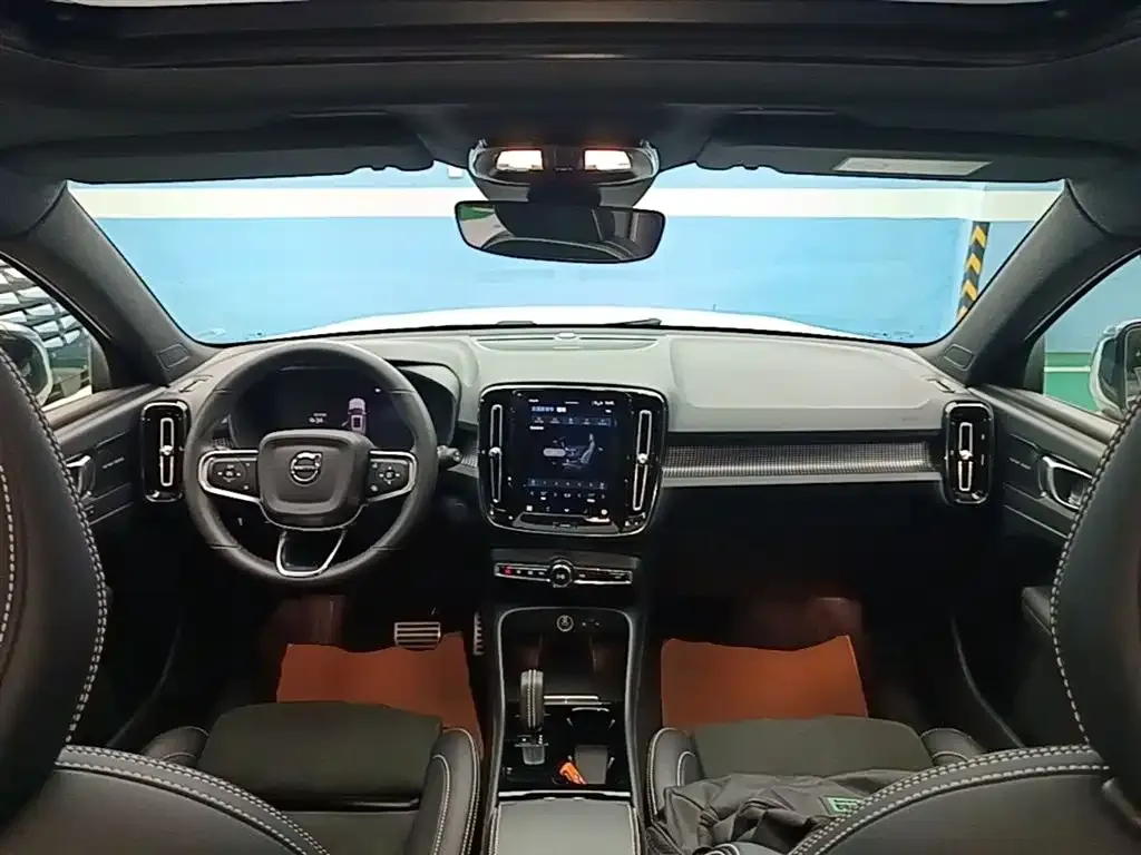 Volvo XC40 NEV 2022 из CN, фото 9