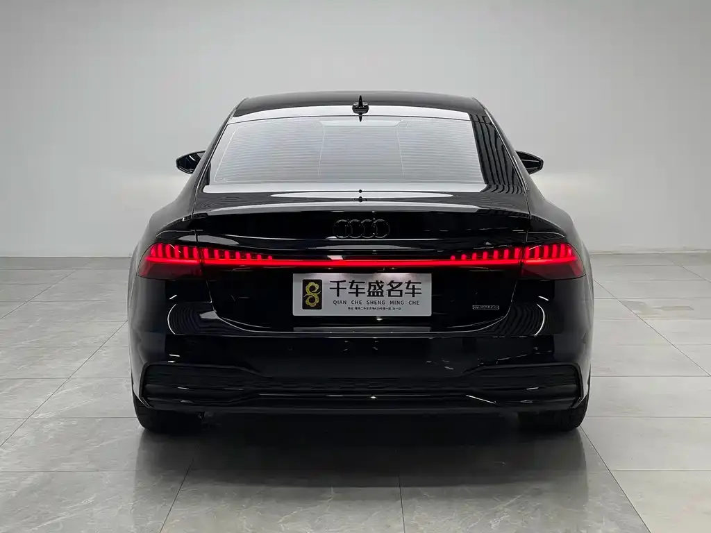 Audi A7L — фото 4