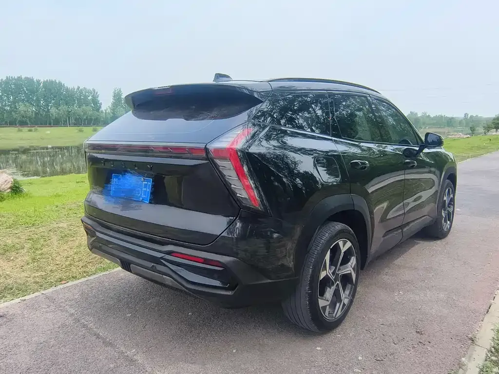 Geely Boyue L 2023 из CN, фото 4